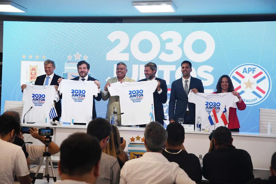 Chiquita Tapia en la candidatura para el Mundial 2030