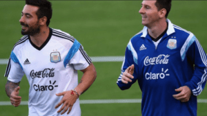 Ezequiel Lavezzi Lionel-Messi-Selección Argentina
