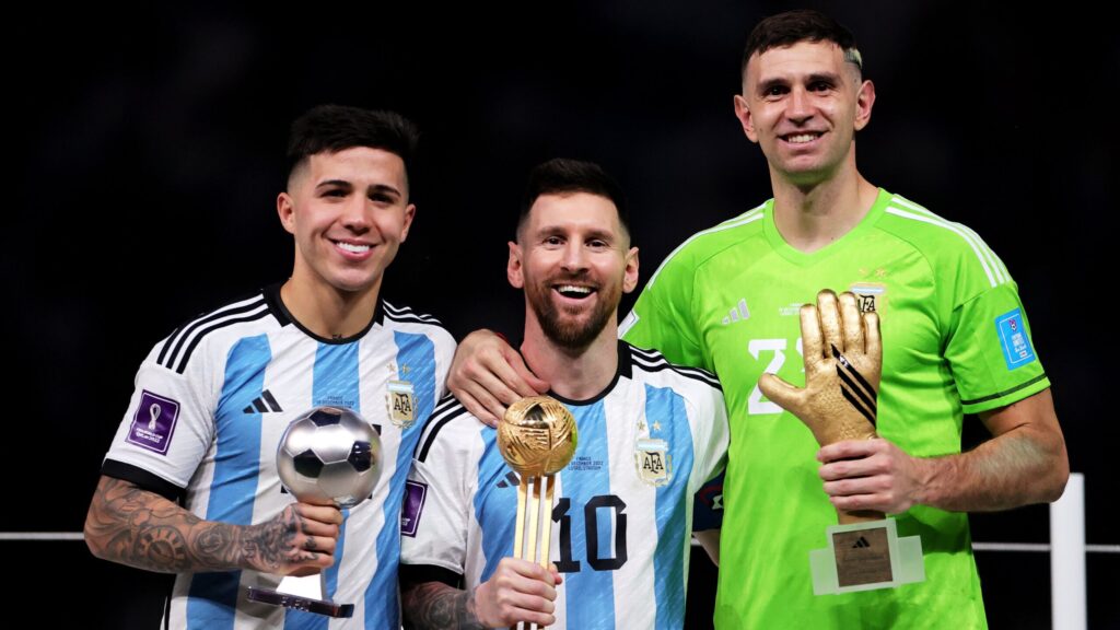 Messi, Enzo Fernández y Dibu Martínez la Selección Argentina