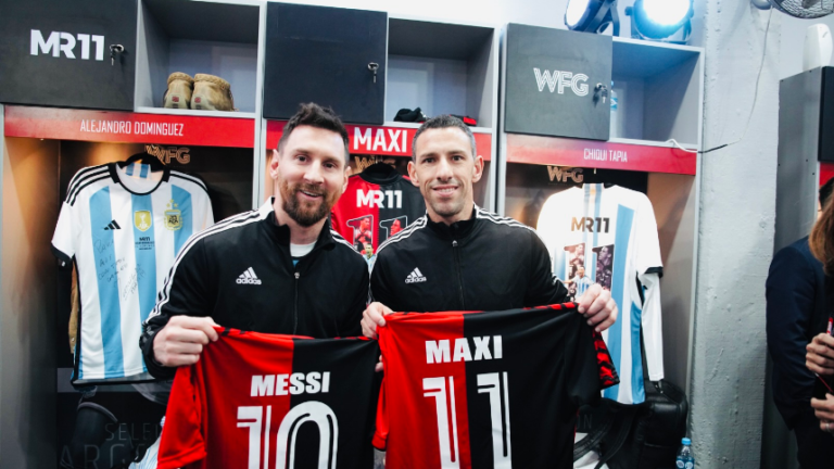 Lionel-Messi-Maxi-Rodríguez-Argentina