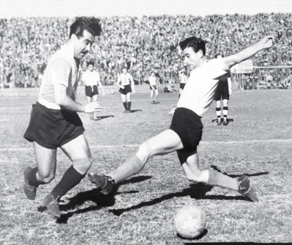 a década del cuarenta fue dorada para el fútbol argentino, que mantuvo su dominio sudamericano en una época donde Europa y el mundo atravesaba la Segunda Guerra Mundial