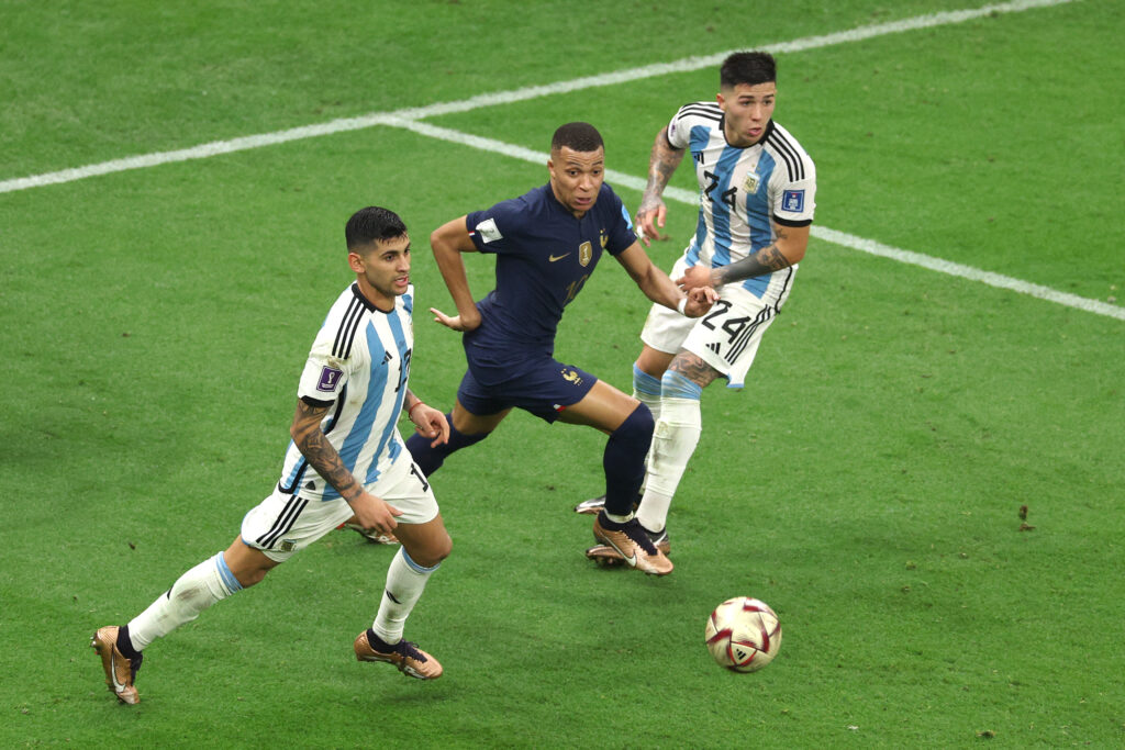 Romero, Mbappé y Fernández la Selección Argentina