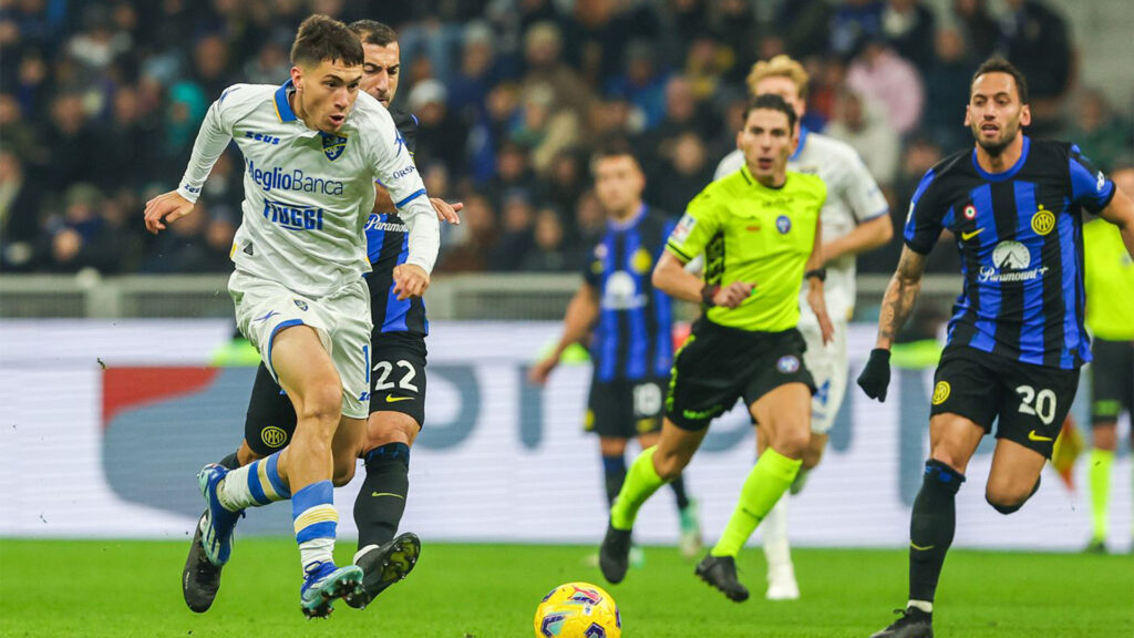 Matías Soulé en Frosinone vs. Inter de Milán